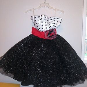 Ball Room Valentines Dance Night Moves  Pin up Girl Dress